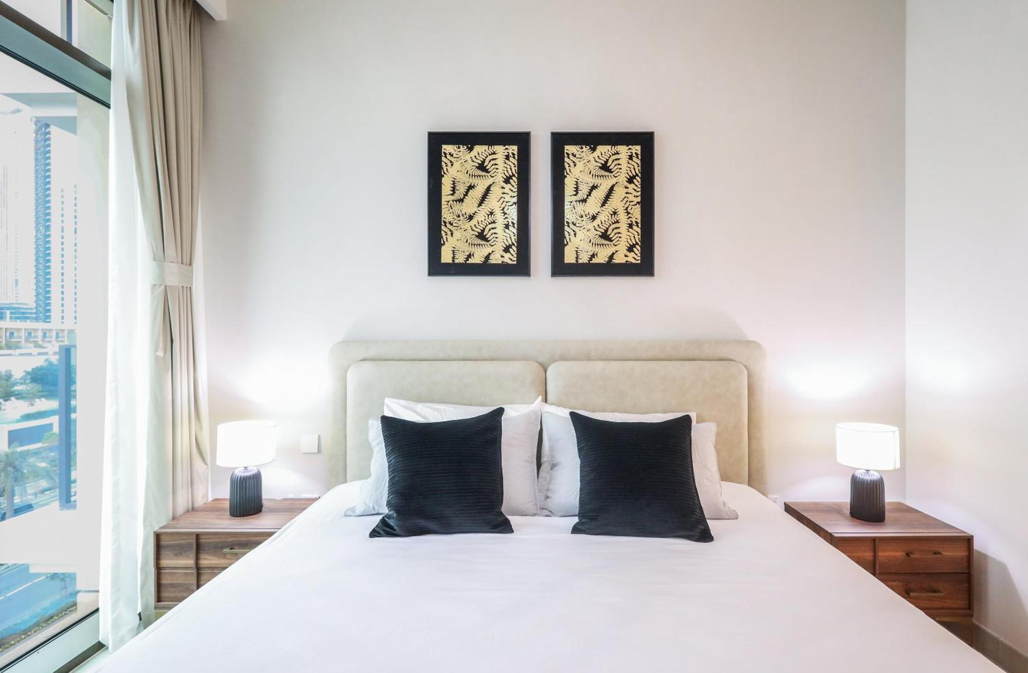 Elite Lux Homes - Creek Oasis: 2br Luxe W Burj View Apartment *