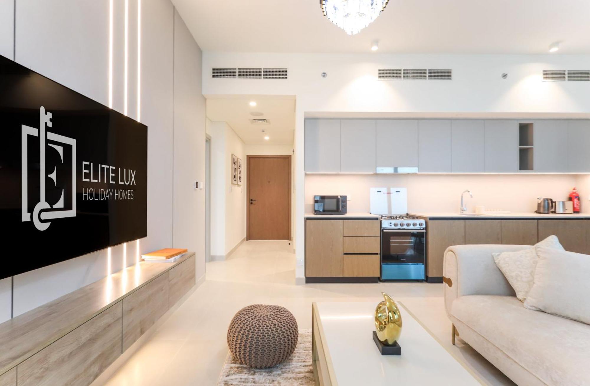 Elite Lux Homes - Creek Oasis: 2br Luxe W Burj View *